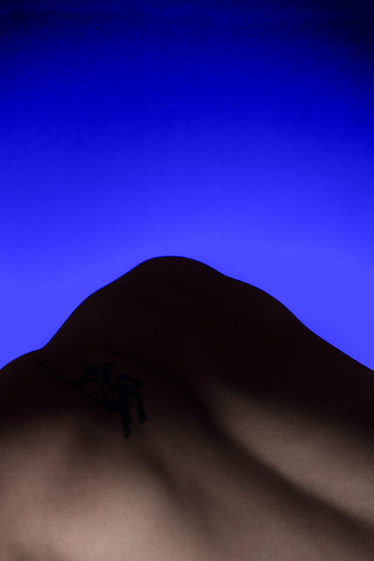 Félix Ossa - Andes - Instalación Fotográfica - Forma abstracta de una montaña